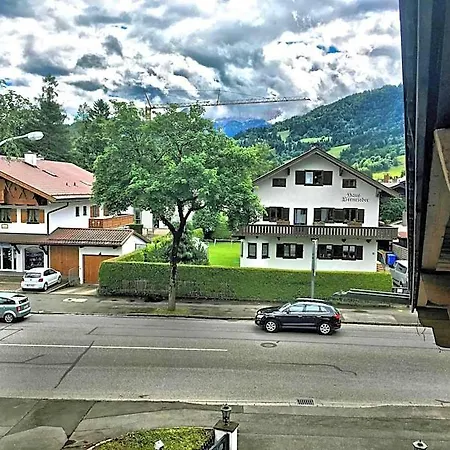 Affittacamere Gaestehaus Brigitte Garmisch-Partenkirchen
